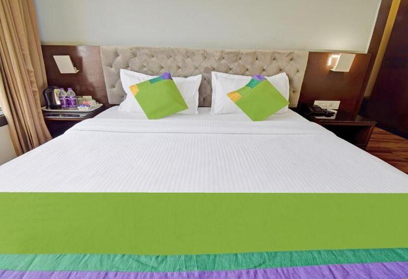 Deluxe Room, Treebo Sky Point