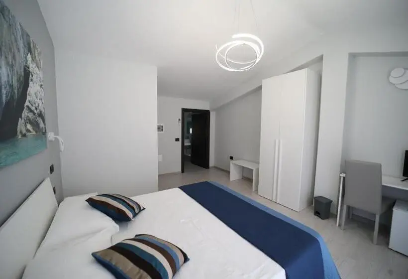 اتاق لوکس با بالکن, Isoladino B&b Sweet Home