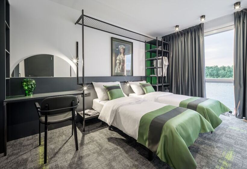 اتاق استاندارد, Joy 5 Hotel & Spa