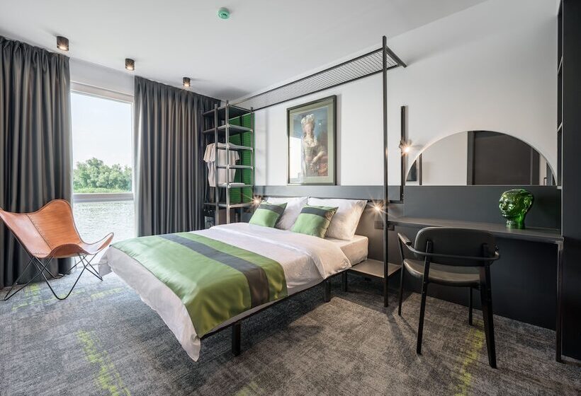 اتاق استاندارد با چشم‌انداز رودخانه, Joy 5 Hotel & Spa