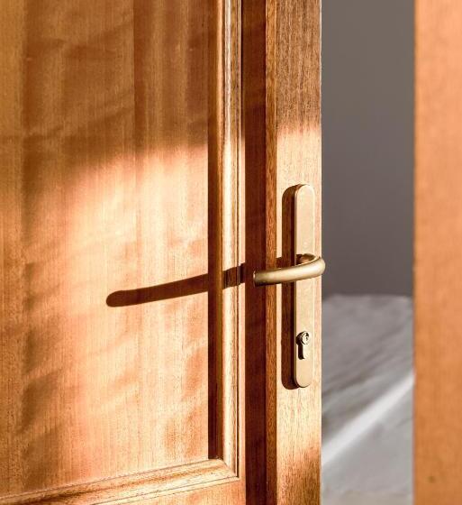 スタンダードトリプルルーム, La Conac