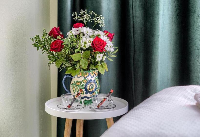 スタンダードルーム, La Conac