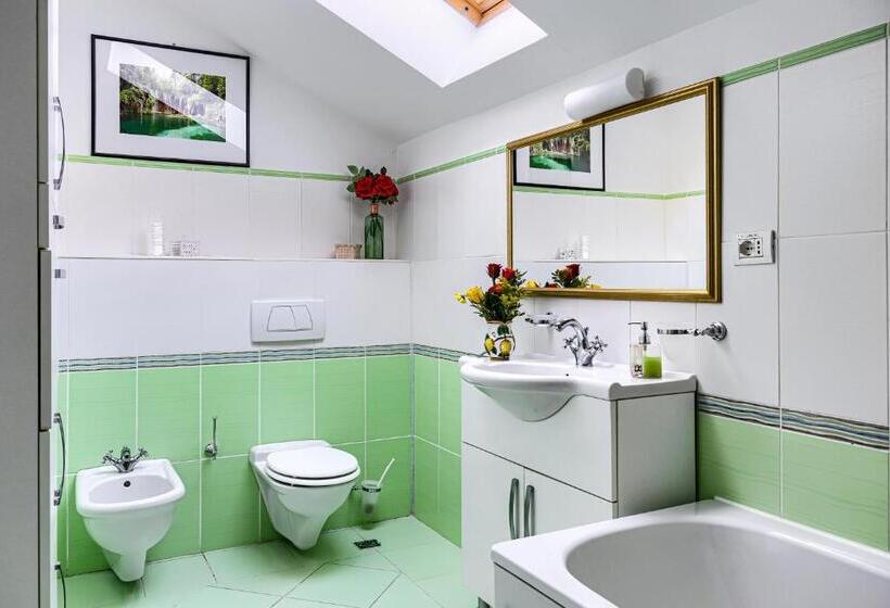 スタンダード４人部屋, La Conac