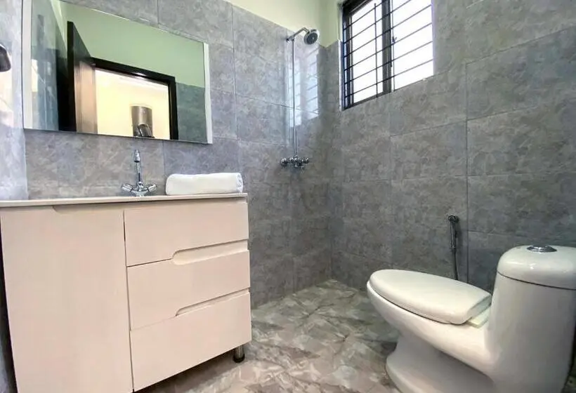 استودیوی استاندارد, Maati Spaces   Studio Apartments
