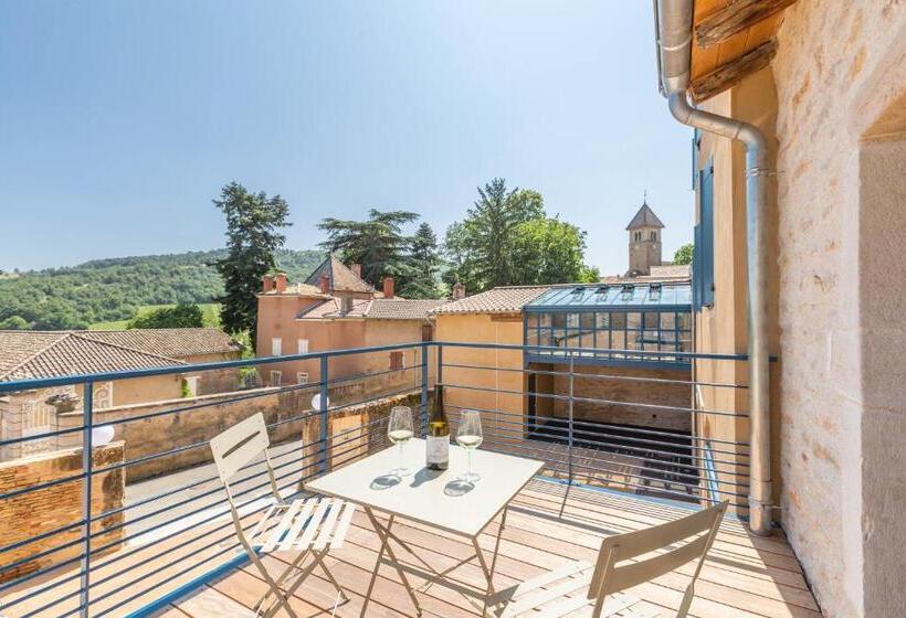 غرفة قياسية سرير كينج, Chez Romain