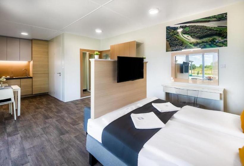Апартаменты Deluxe 1 Спальня, Tisza Tó Apartmanpark