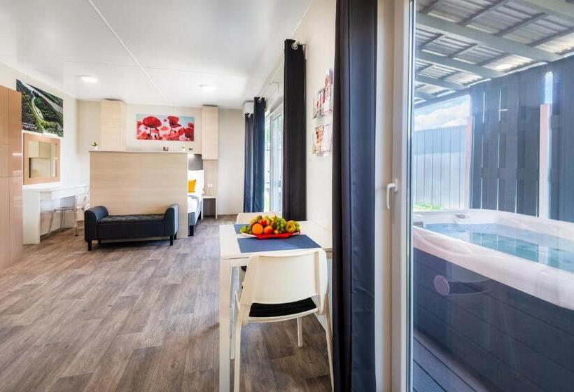 Люкс Повышенной Комфортности, Tisza Tó Apartmanpark