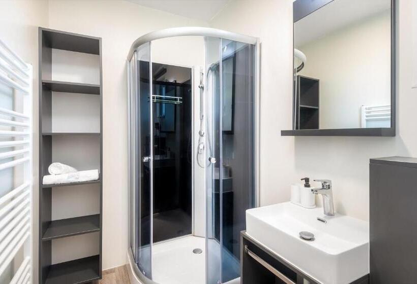 جناح ديلوكس, Tisza Tó Apartmanpark