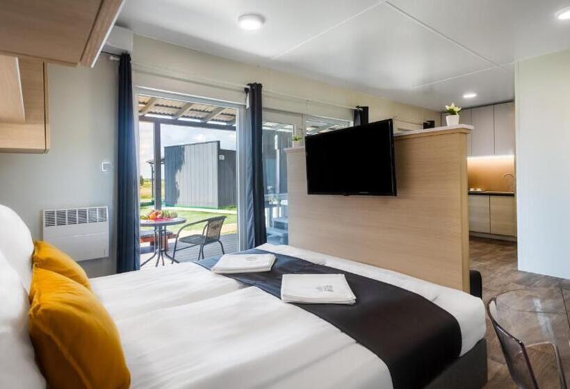 جناح ديلوكس, Tisza Tó Apartmanpark