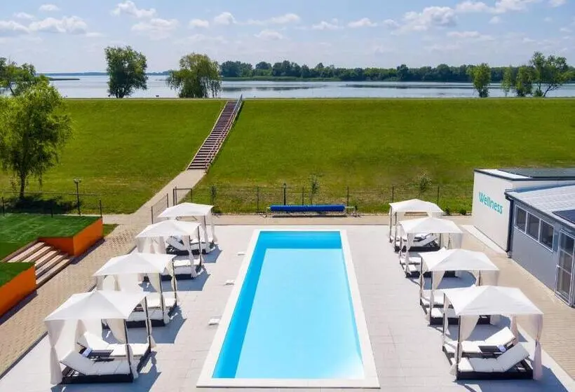 ハイドロマッサージバス付きスイート, Tisza Tó Apartmanpark
