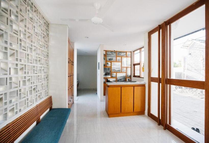 Кровать в Общей Комнате, Vasudha Hostel Canggu
