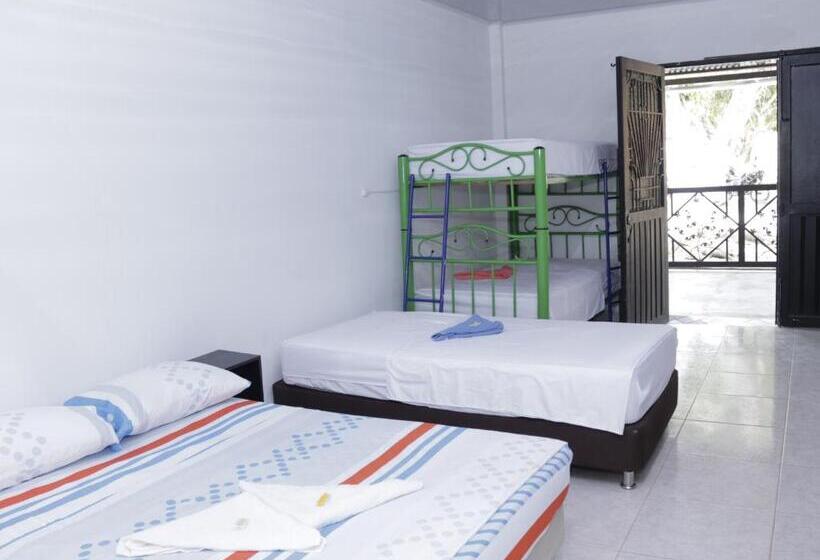 Семейный Номер, Villa Palmeras Hotel Campestre