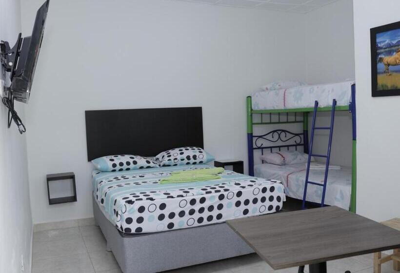 Четырехместный Номер Классик, Villa Palmeras Hotel Campestre