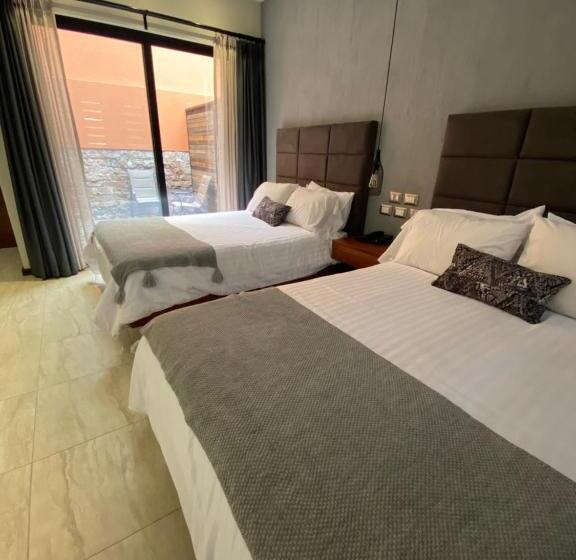 غرفه قياسيه سريرين مزدوجين, Arista 1026