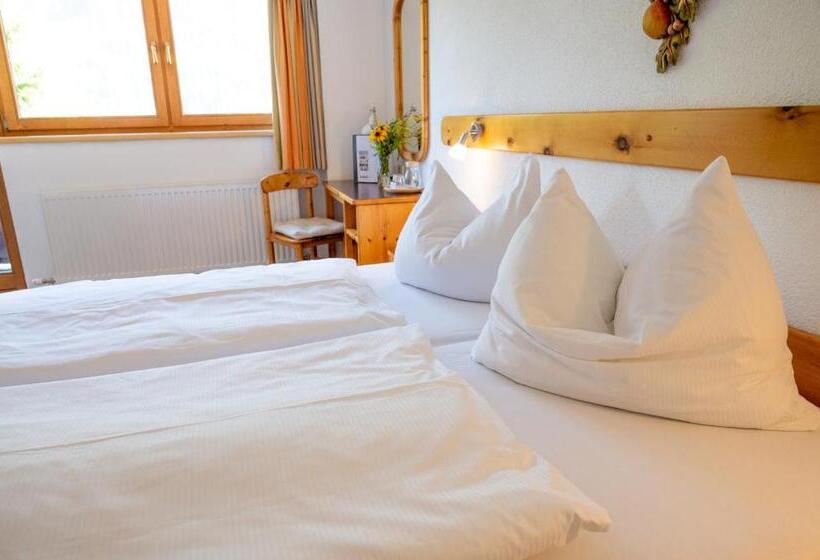 Номер Стандарт, Geisler Moroder