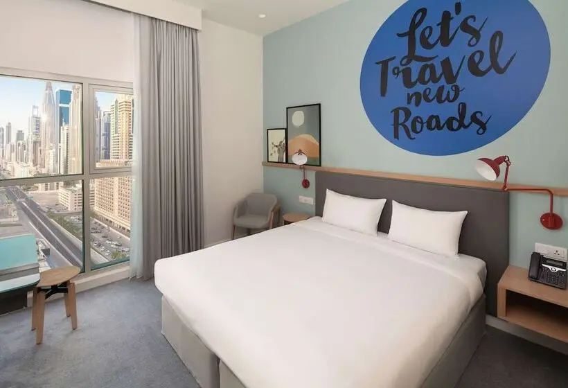 اتاق استاندارد, Rove City Walk