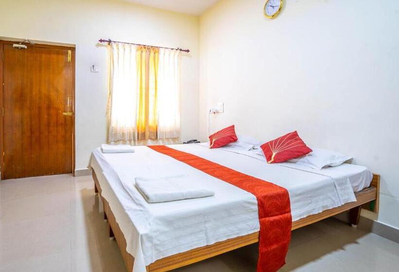 Номер Deluxe, Tamilnadu Thirukadaiyur