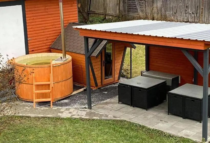 Huoneisto 1 Makuuhuone Pohjakerros, Casa De Oaspeti Anciupi Vendeghaz