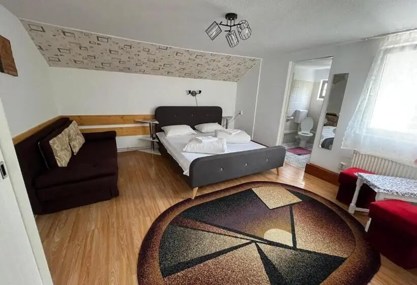 Huoneisto 1 Makuuhuone, Casa De Oaspeti Anciupi Vendeghaz