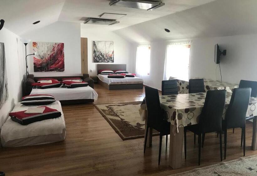 Estudio Familiar, Casa De Oaspeti Anciupi Vendeghaz