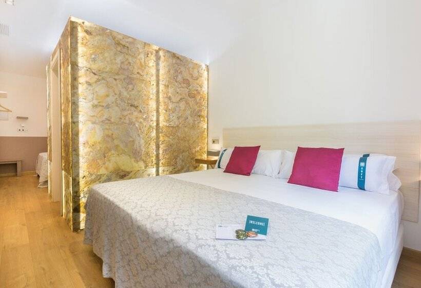 اتاق لوکس خانوادگی, Cosmopolitan Boutique Rambla