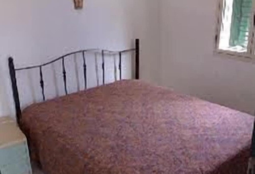 דירת חדר, Costa Makauda Residence