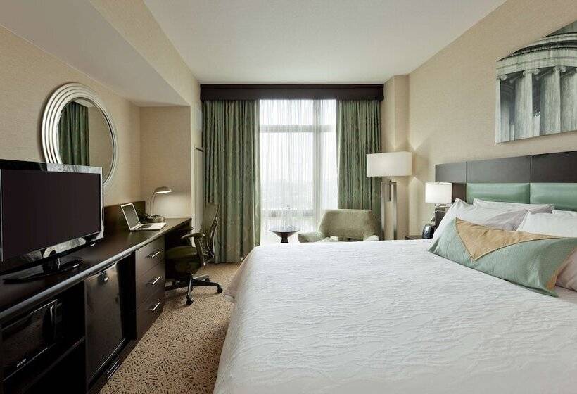 Номер Стандарт Адаптированный для Инвалидов, Hilton Garden Inn Washington Dc/u.s. Capitol