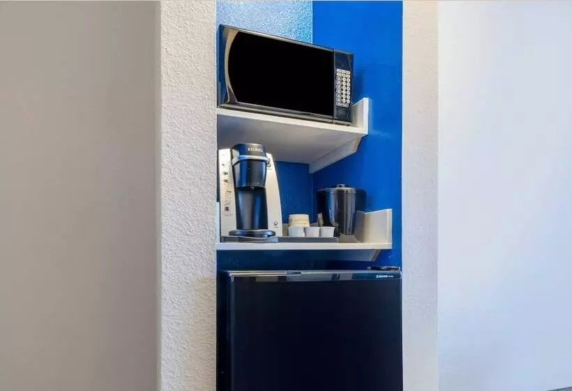 身障者適用スイートルーム, Holiday Inn Express & Suites Dallas East   Fair Park, An Ihg