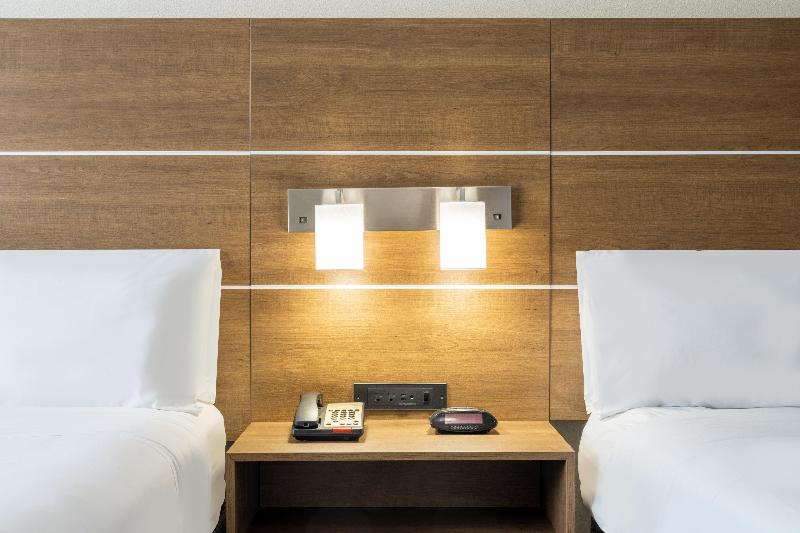 Номер Стандарт, Holiday Inn Express & Suites Dallas East Fair Park, An Ihg