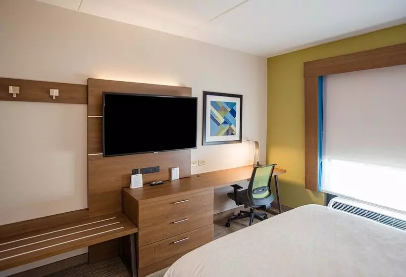 ２ダブルベッドのスタンダードルーム, Holiday Inn Express & Suites Knoxville Farragut, An Ihg