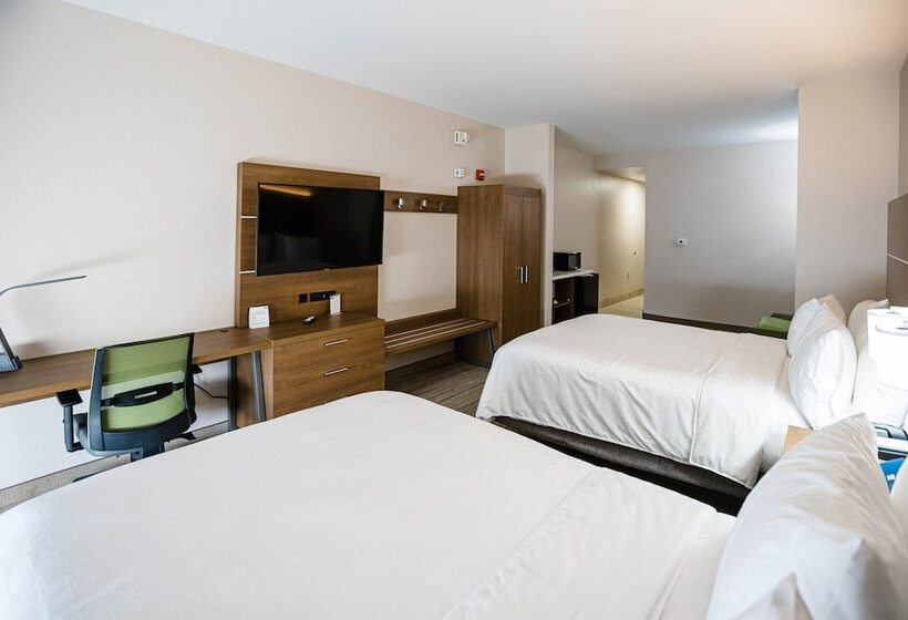 장애인을 위한 스위트, Holiday Inn Express & Suites Knoxville Farragut, An Ihg