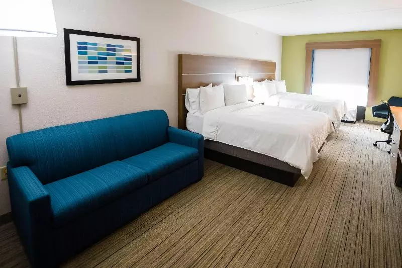 クイーンサイズベッドのスイートルーム, Holiday Inn Express & Suites Knoxville Farragut, An Ihg