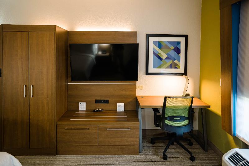 스탠다드 룸 킹사이즈 침대, Holiday Inn Express & Suites Knoxville Farragut, An Ihg
