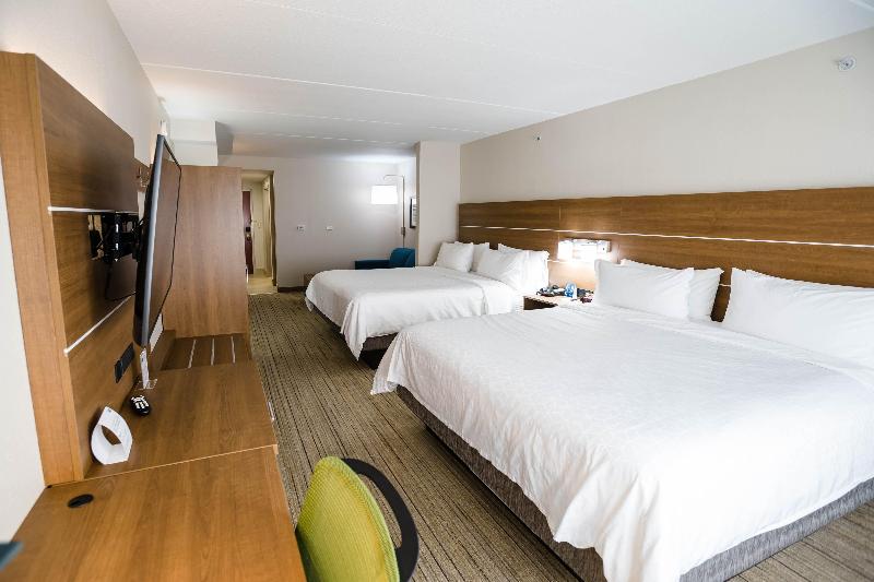 스위트 킹사이즈 침대, Holiday Inn Express & Suites Knoxville Farragut, An Ihg