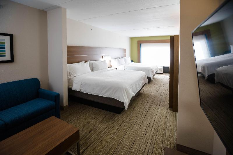 스위트 킹사이즈 침대, Holiday Inn Express & Suites Knoxville Farragut, An Ihg