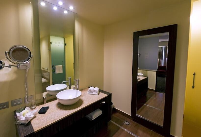 스위트, Holiday Inn Mexico City Plaza Universidad, An Ihg