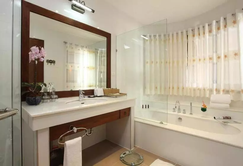 سوییت جونیور, Kodchasri Thani Hotel Chiangmai
