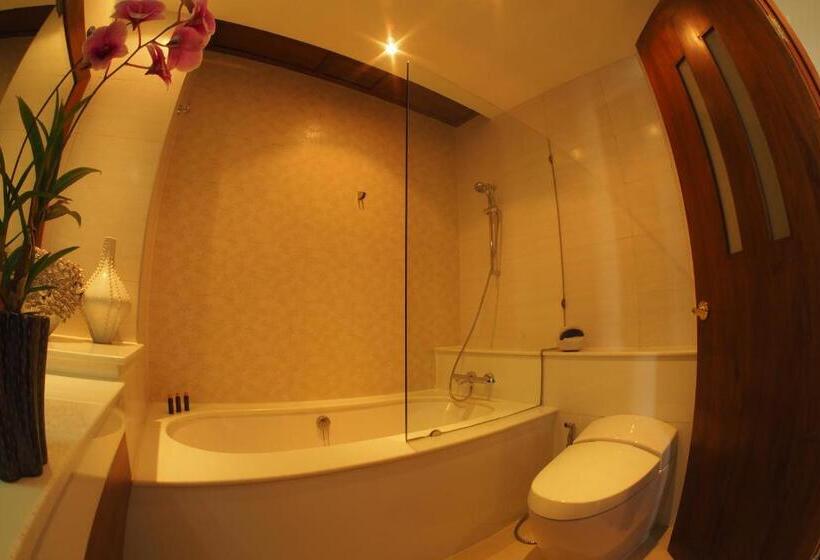 Полулюкс, Kodchasri Thani Hotel Chiangmai