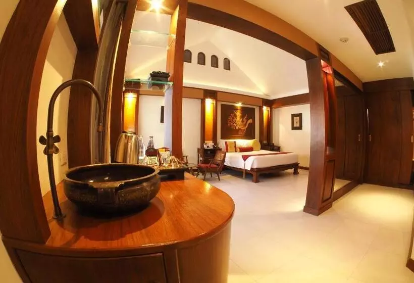 سوییت جونیور, Kodchasri Thani Hotel Chiangmai