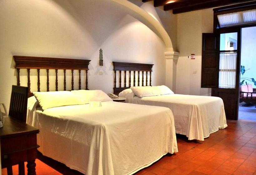 جناح ديلوكس, Meson Del Alferez Coatepec