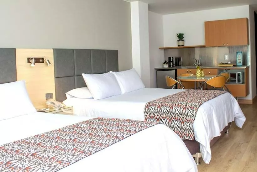 スイート, Novelty Suites