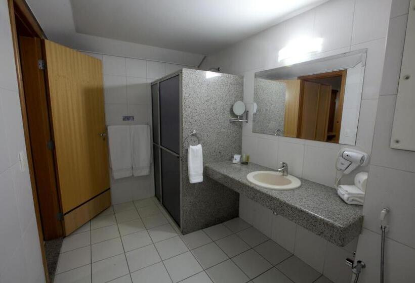 エクゼクティブスイート, Oitis