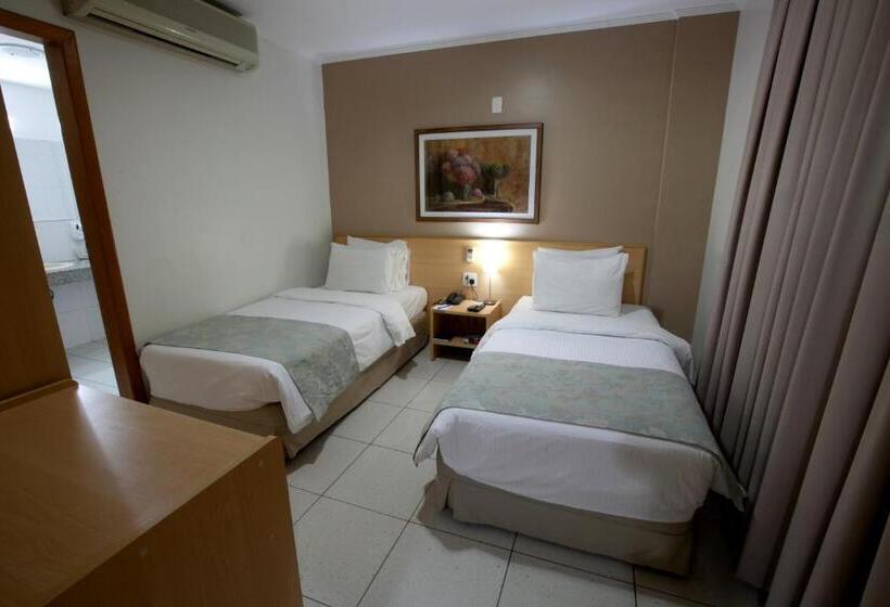 エクゼクティブスイート, Oitis