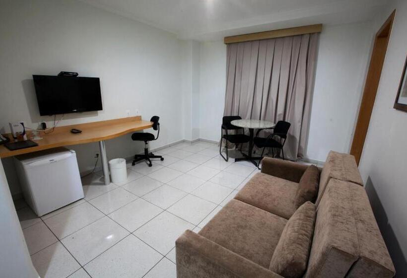 エクゼクティブスイート, Oitis