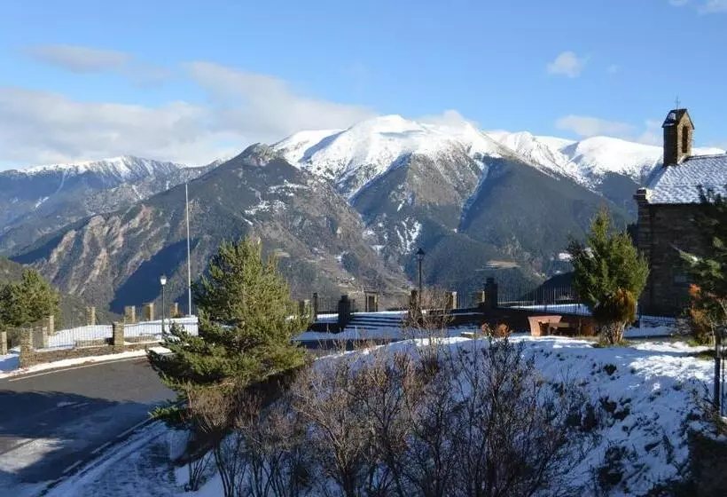 اتاق استاندارد با چشم‌انداز کوهستان, Parador De Canolich   Only Adults