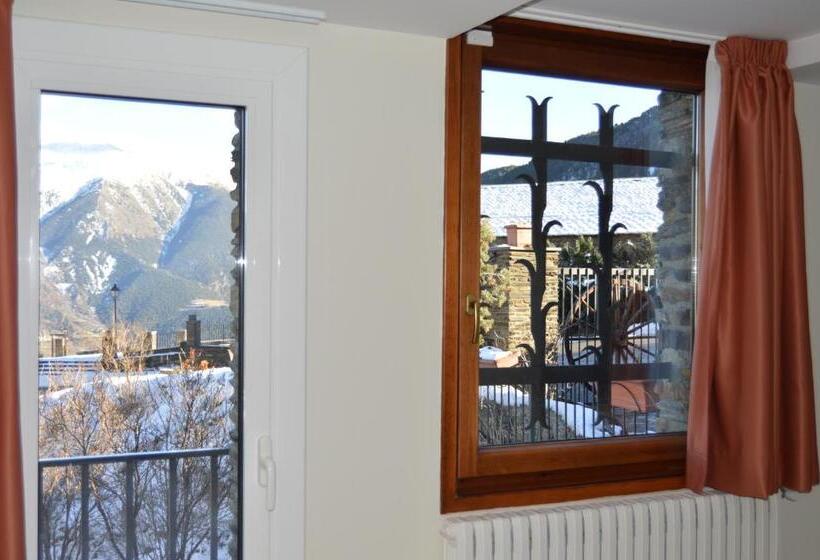 اتاق استاندارد با چشمانداز کوهستان, Parador De Canolich Only Adults