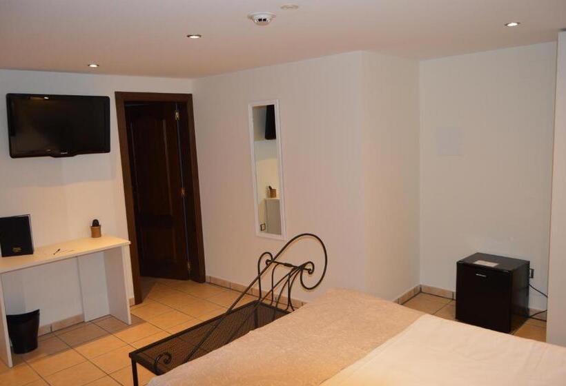 اتاق استاندارد با چشمانداز کوهستان, Parador De Canolich Only Adults