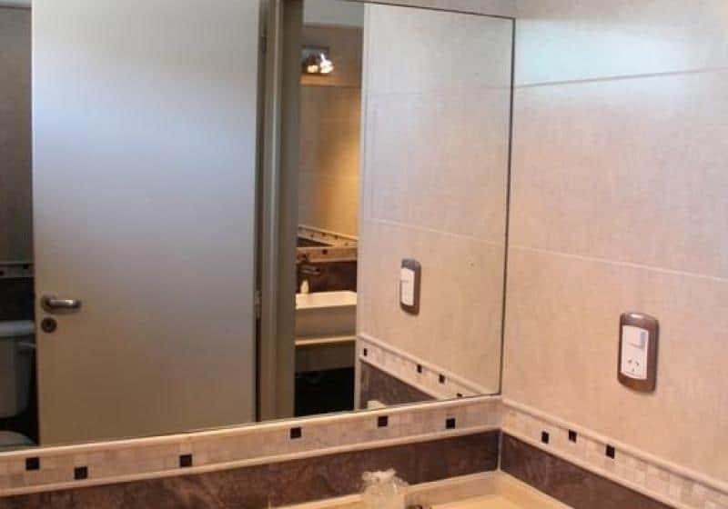 스탠다드 룸, Selby