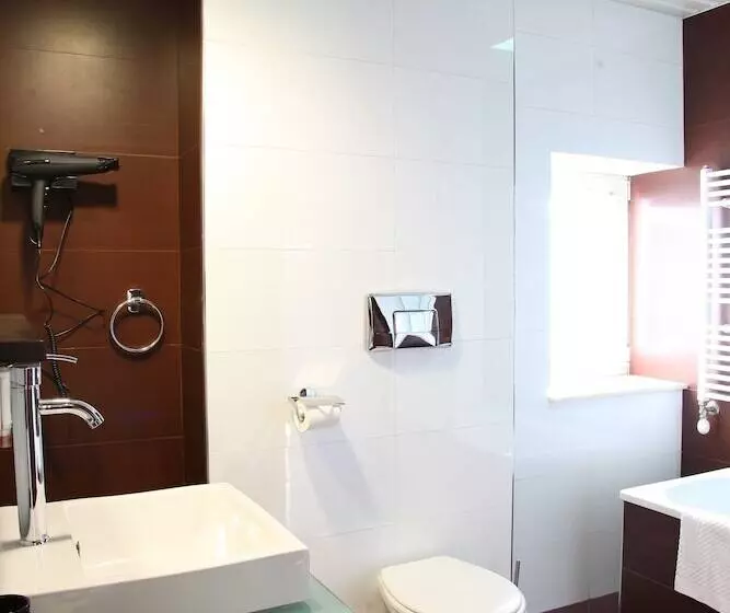 デラックスルーム, Strimon Garden Medical Spa