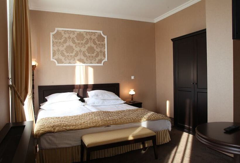 חדר בסיסי, Strimon Garden Medical Spa